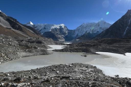 nepal lacs glaciaires bombe a retardement climatique
