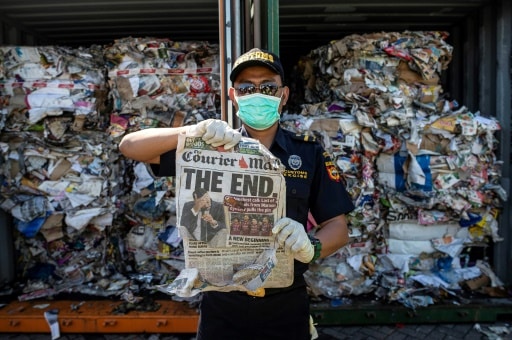 Indonésie, conteneurs de déchets