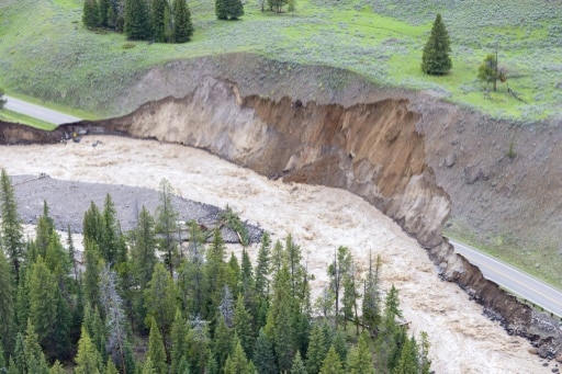 Yellowstone inondations parc états unis