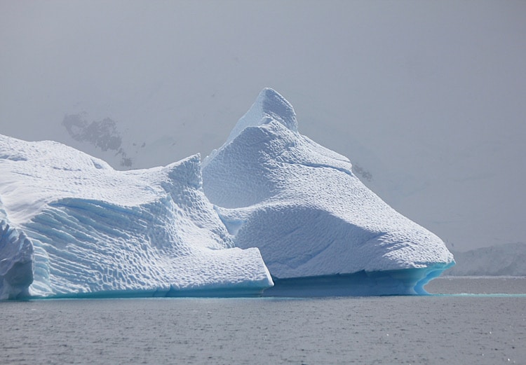 Marins des glaces couleurs de l'iceberg glaces