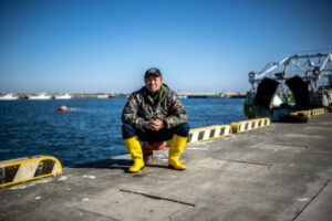 pêcheur Masahiro Ishibashi sur le port de Matsukawaura