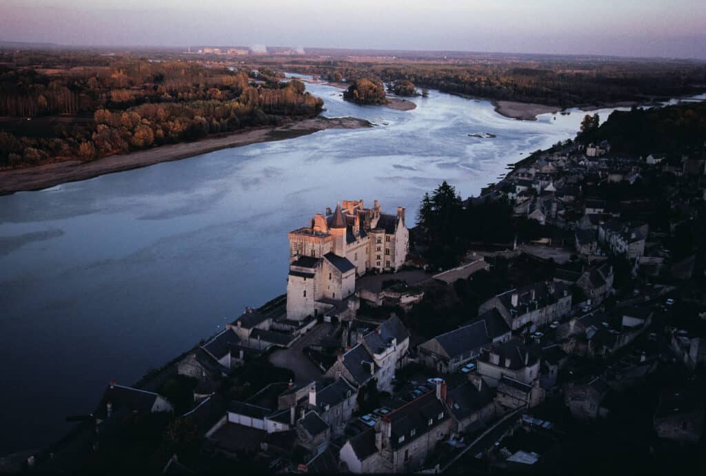 Le château de Montsoreau sur les bords de la Loire - Maine et Loire - France ©Yann Arthus-Bertrand